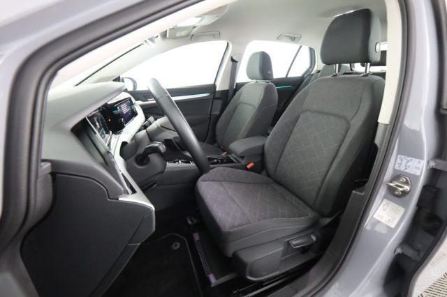 VOLKSWAGEN Golf Golf 1.0 eTSI EVO DSG Life