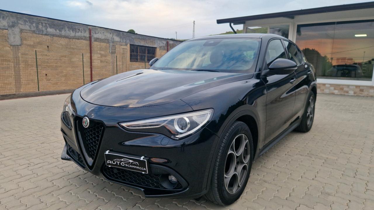 Alfa Romeo Stelvio 2.2 Turbodiesel 190 CV AT8 Sprint Black edition