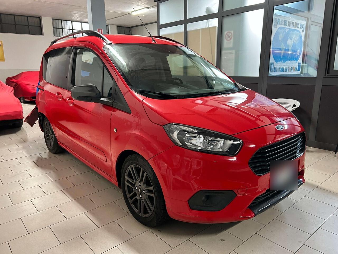 Ford Tourneo Courier 1.0 Benz 100CV - 2019 Incidentato