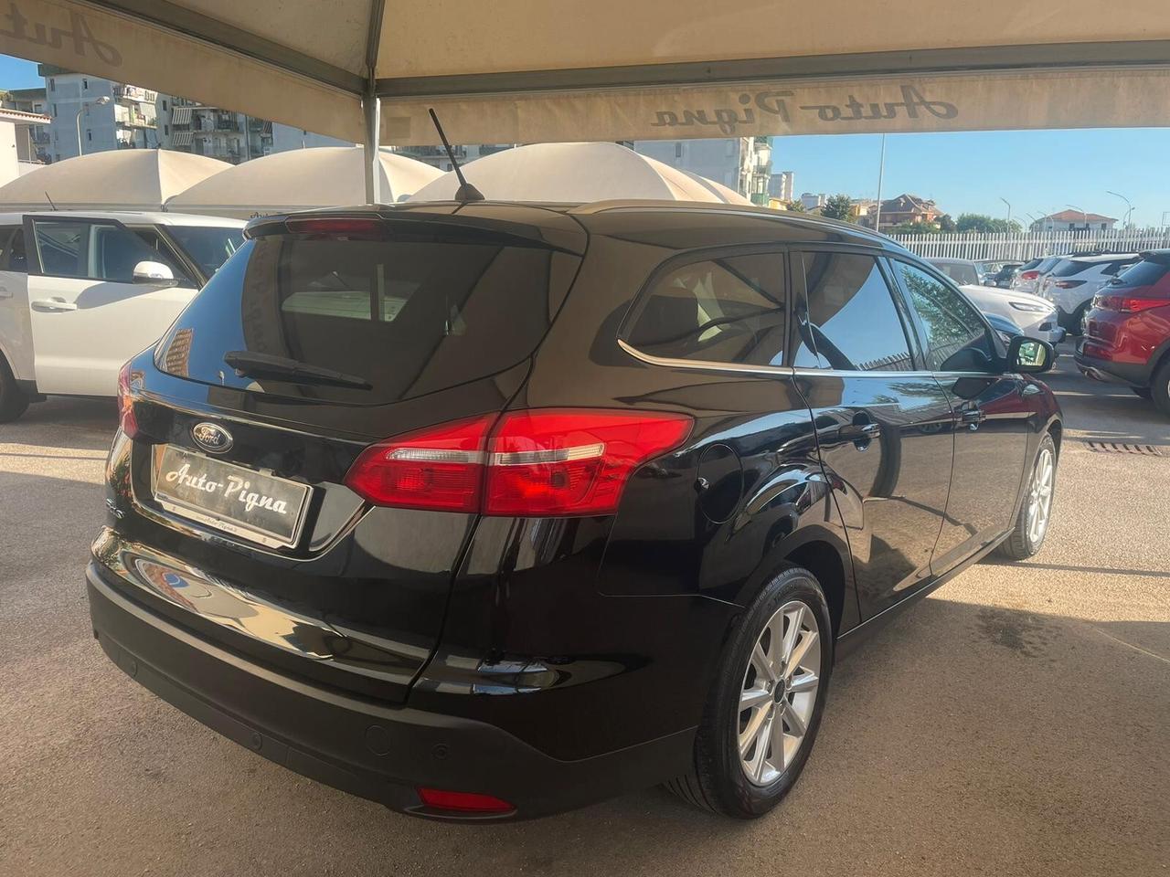 Ford Focus 1.6 120 CV GPL SW Titanium