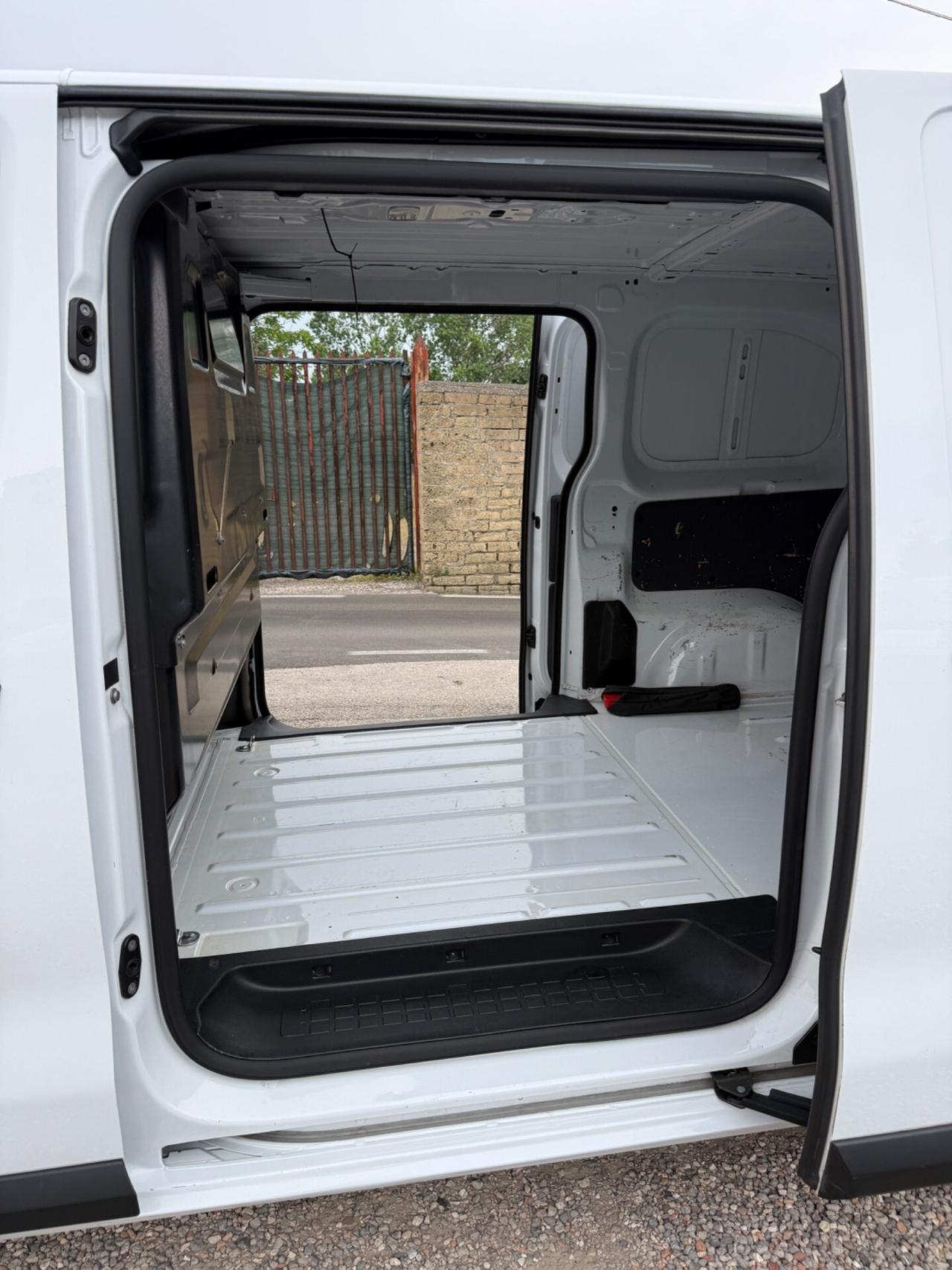 Fiat SCUDO L2H1 DOPPIA PORTA LATERALE
