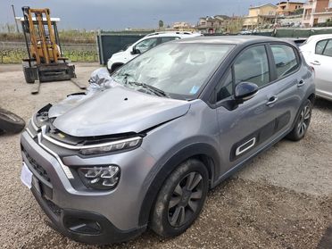 CITROEN C3 ANNO 2021 SHINE sinistrata marciante
