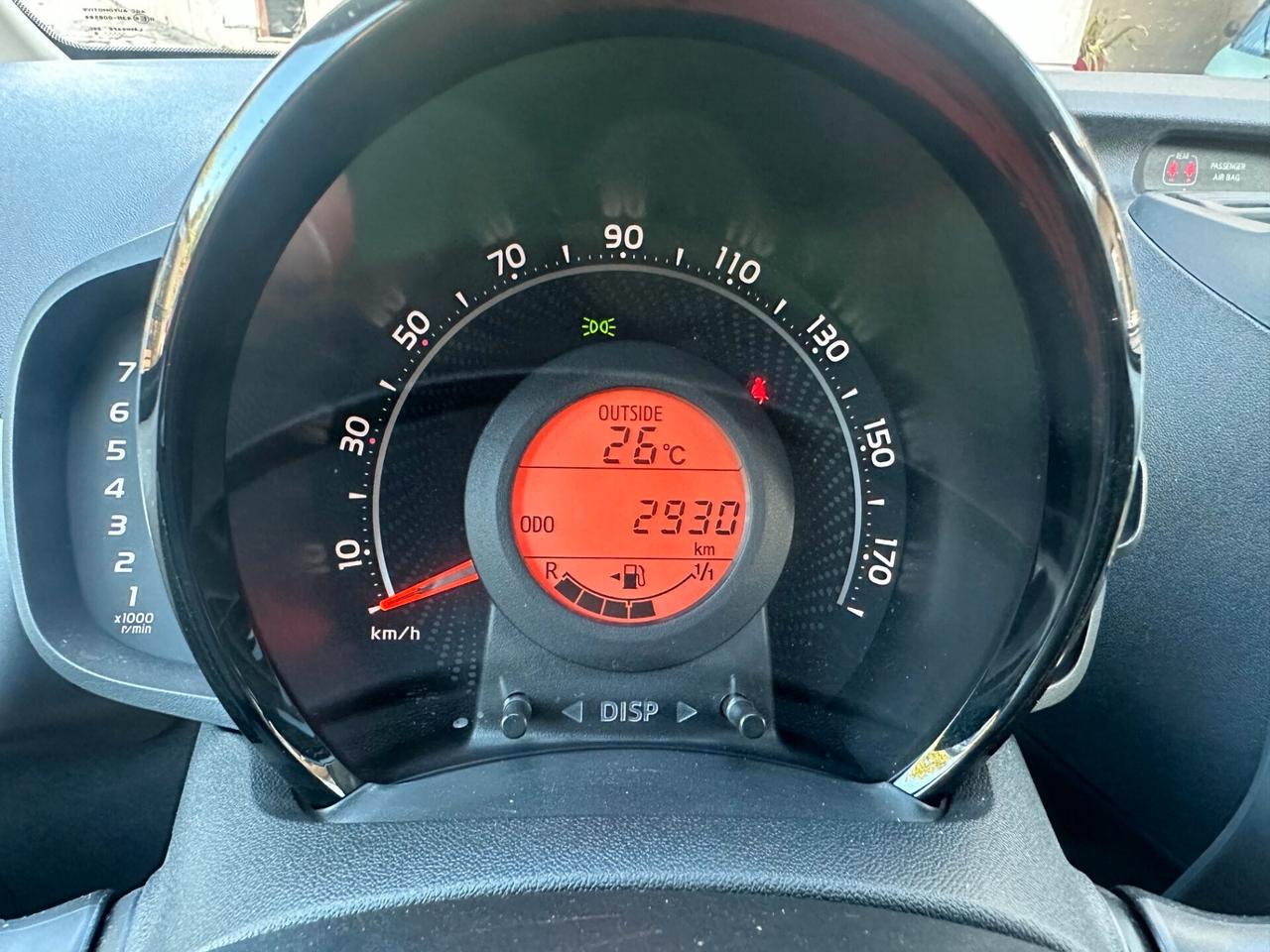 Toyota Aygo Connect 1.0 5p. X-play 06/20 KM.2930