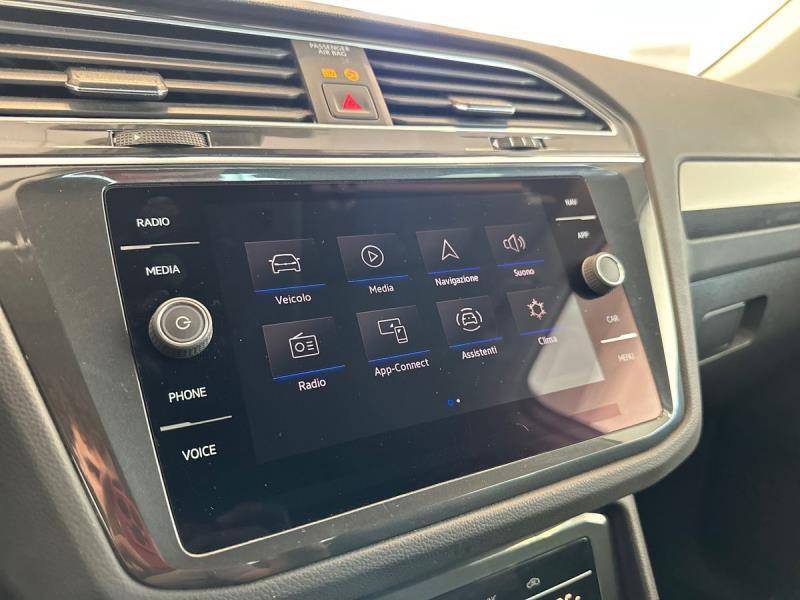 Volkswagen Tiguan 2.0 TDI SCR Elegance DSG