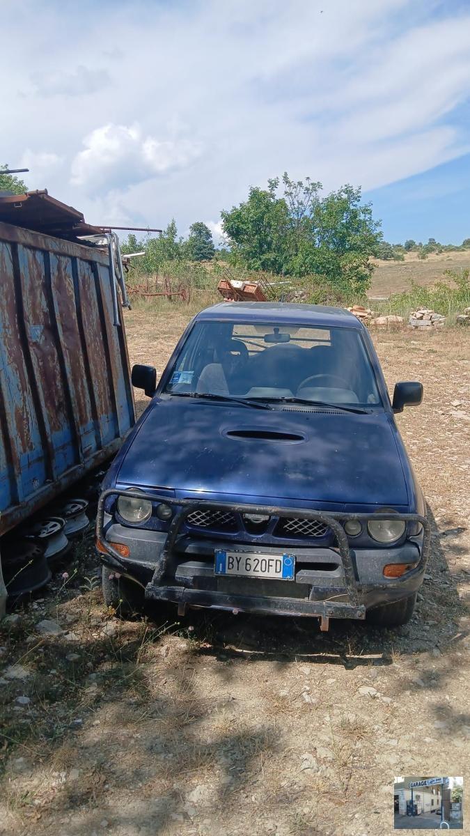 NISSAN - Terrano