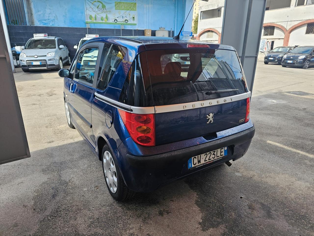 Peugeot 1007 1.4 Happy