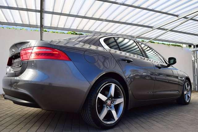 Jaguar XE 2.0 D 180 cv Automatica Prestige