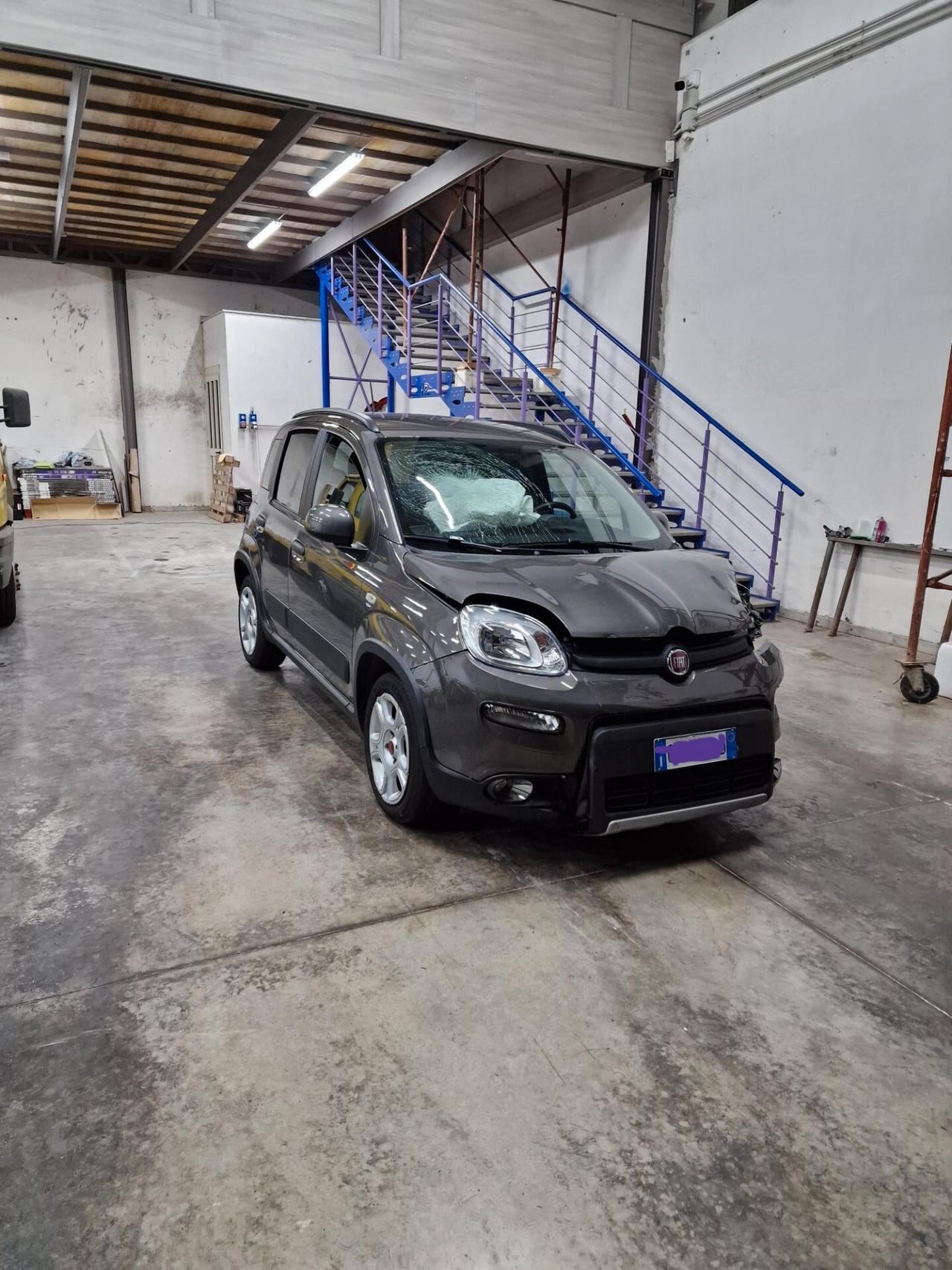 Fiat Panda Fiat Panda1.0 FireFly S&S Hybrid City Cross 70 Cavalli * Ibrida - Elettrica - Benzina *