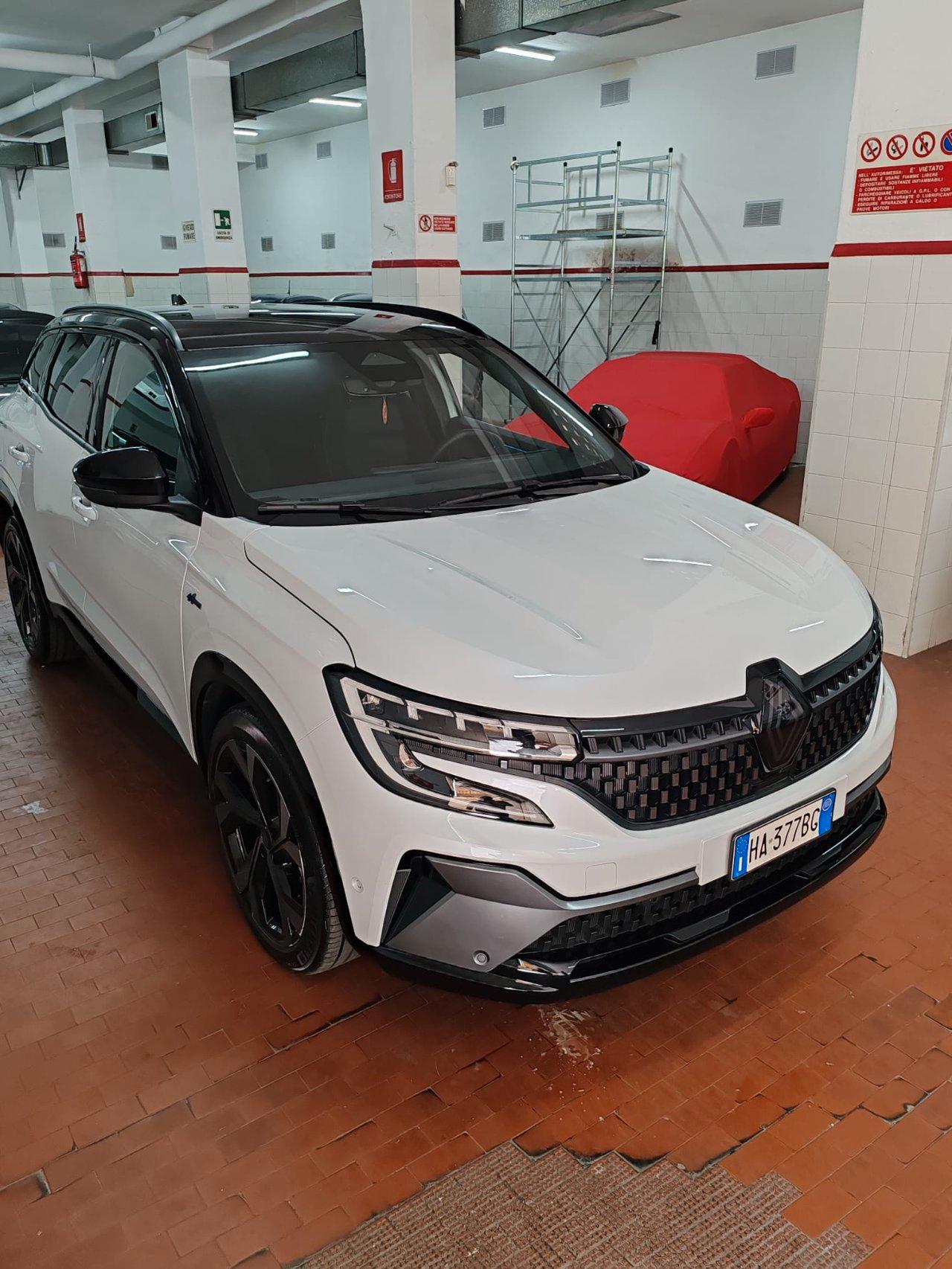 Renault Austral 1.2 E-Tech full hybrid Techno Esprit Alpine 200cv auto