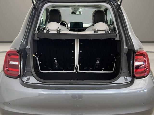 FIAT 500 Berlina 42 kWh La Prima 320 Km autonomia