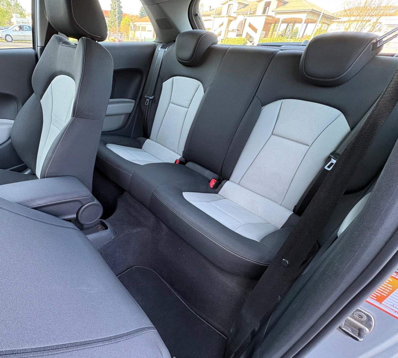 Audi A1 1.2 TFSI Ambition no limiti circolazione