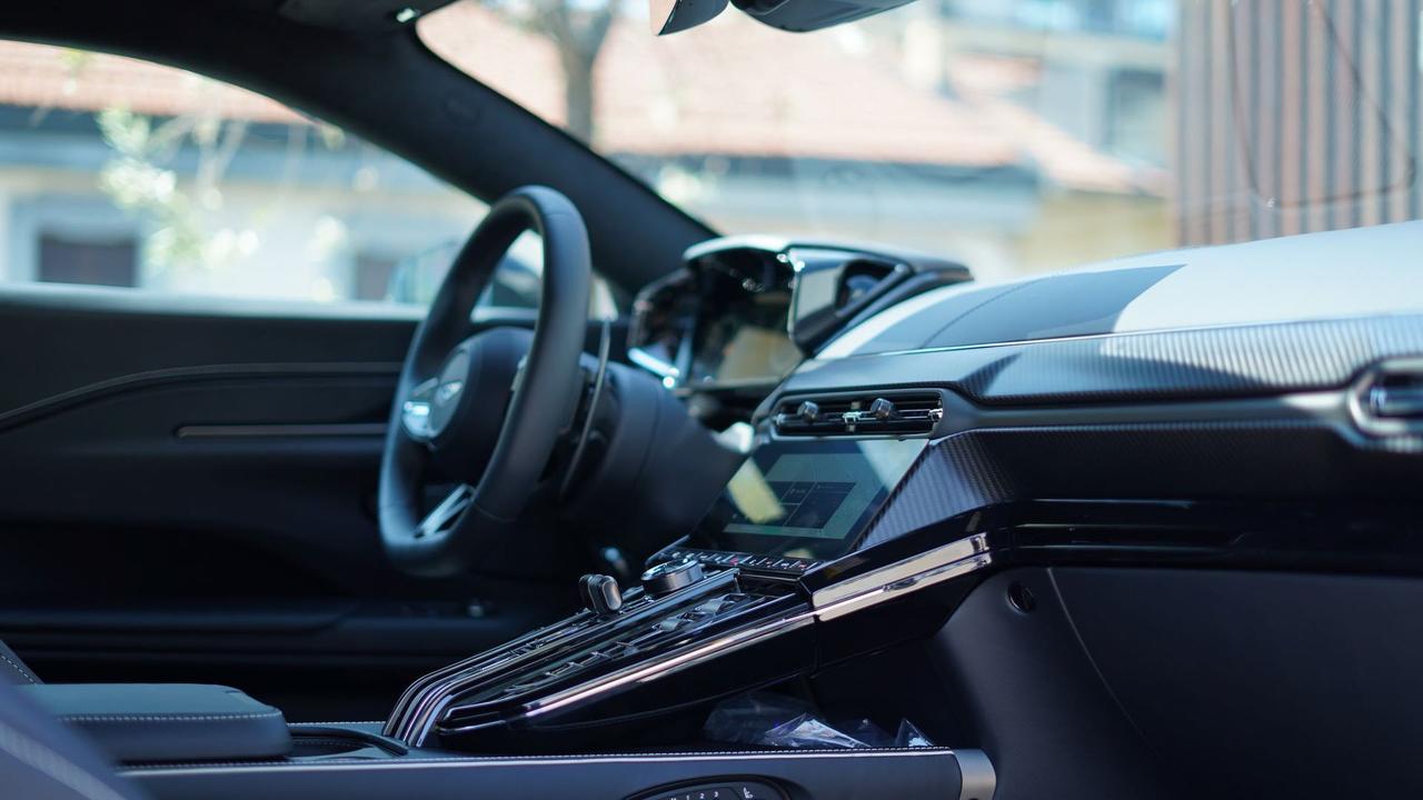 ASTON MARTIN Vantage Coupe 4.0 V8 auto
