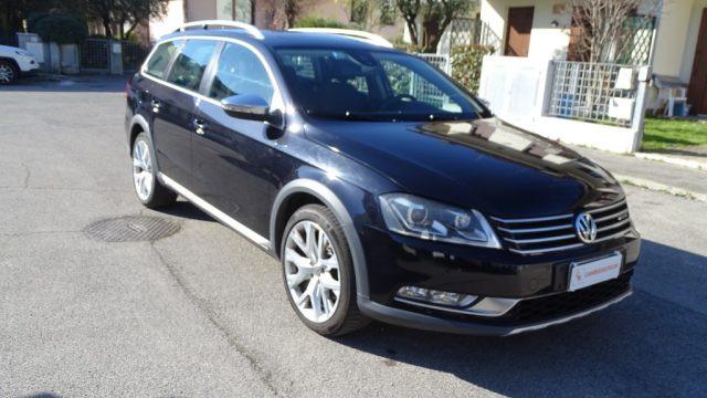 VOLKSWAGEN Passat Alltrack 2.0 TDI DSG 4motion BlueM. Garanzia..