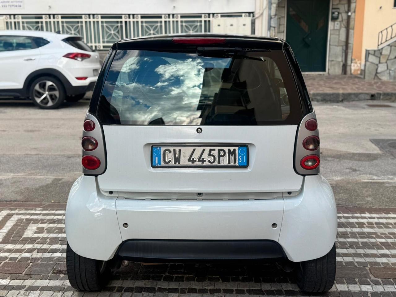 Smart ForTwo 700 coupé pure