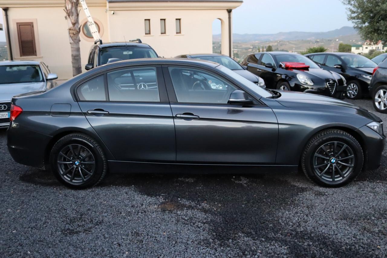 BMW 318D 2.0 cambio automatico