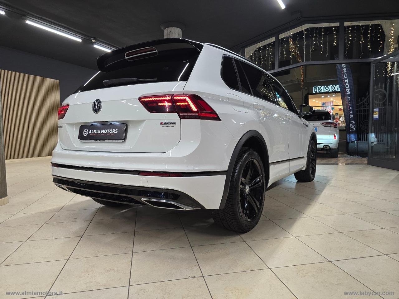 VOLKSWAGEN Tiguan 2.0 BiTDI DSG 4MOTION R-LINE 240 CV