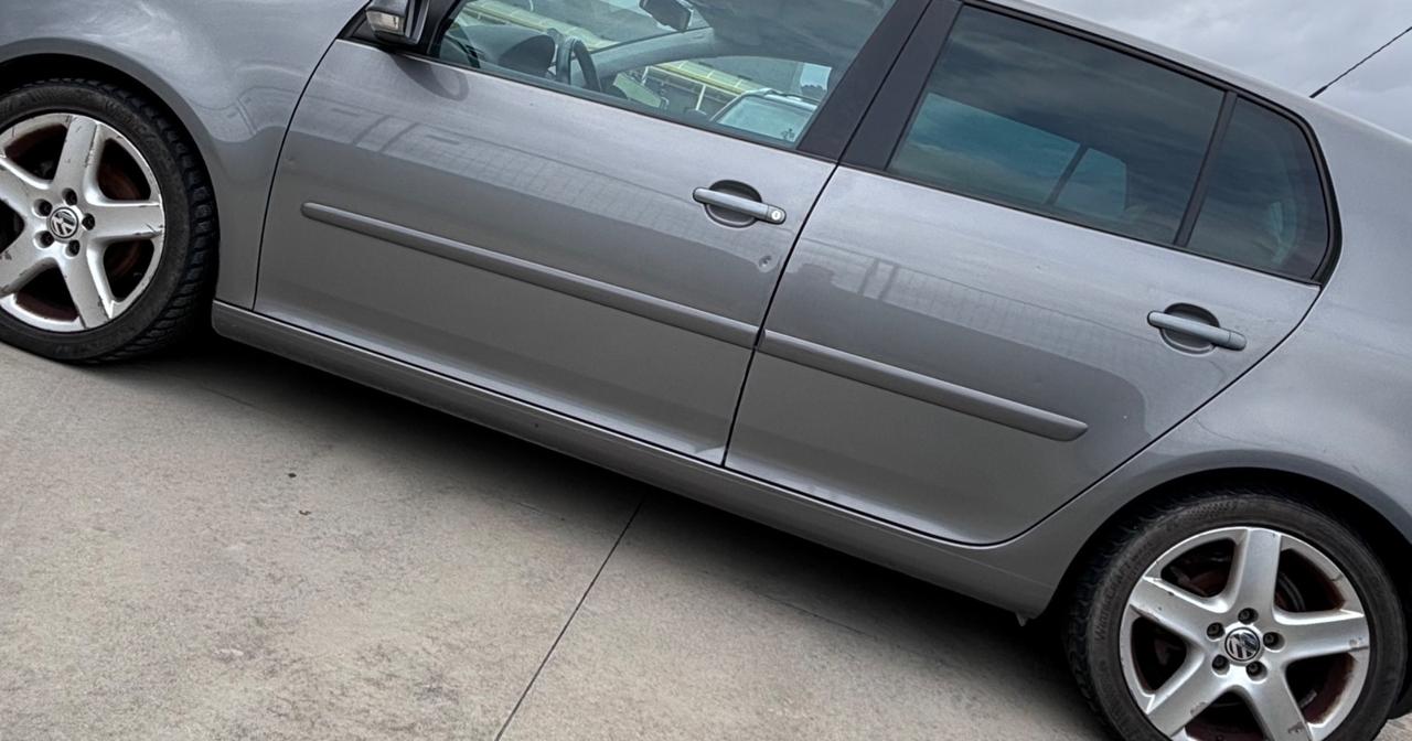 Volkswagen Golf 2.0 TDI 140CV DPF 4m. 5p. Highline