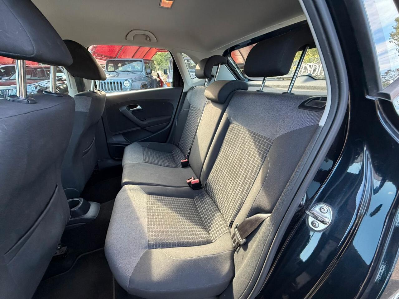 Volkswagen Polo 1.0 MPI 5p. Business