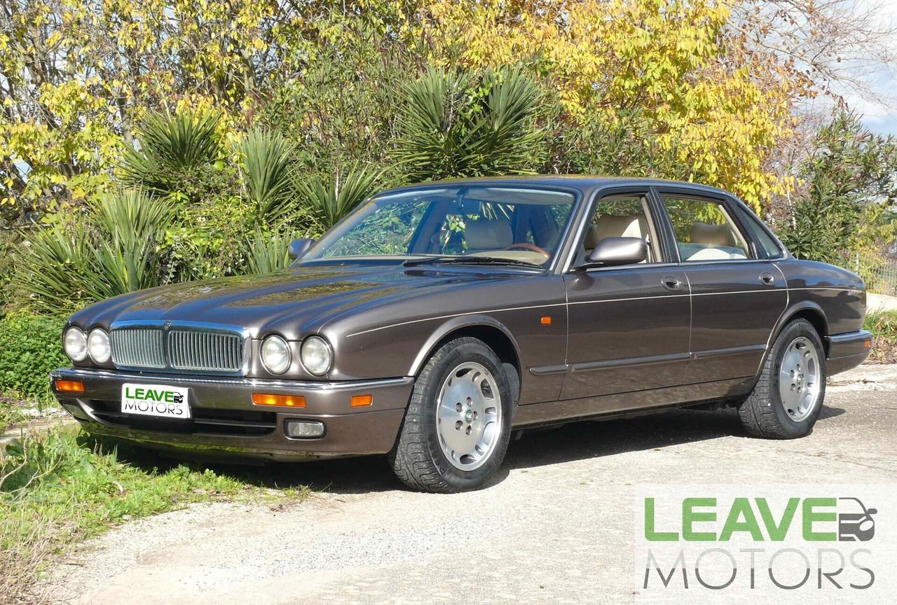 Jaguar XJ6 Sovereign 3.2 cat automatic (M1436)