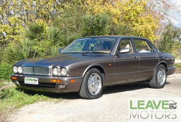 Jaguar XJ6