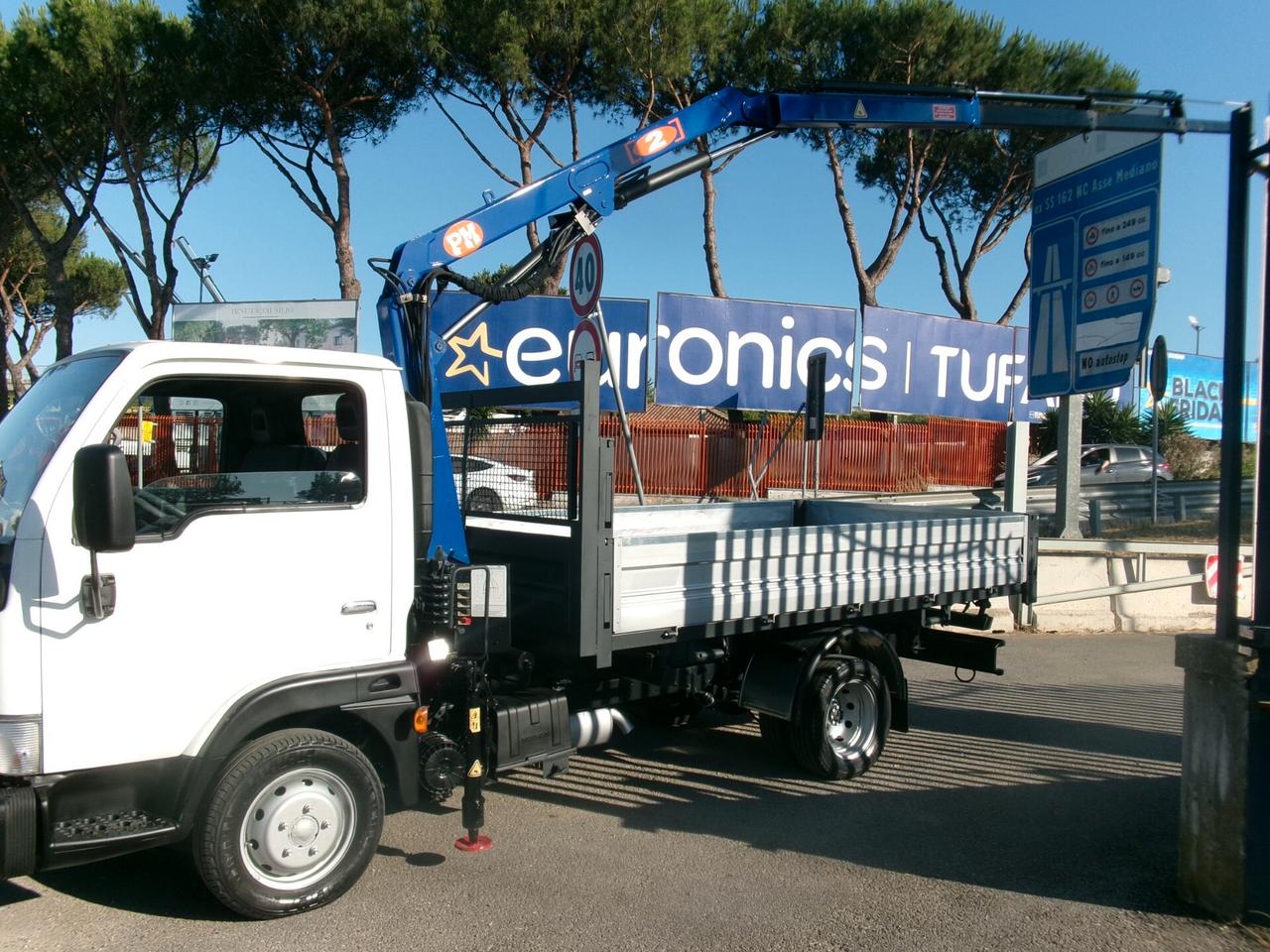 Nissan Cabstar 35-13 3000 130CV GRU PM 2523 3 SFILI RIBALTABILE TRILARALE