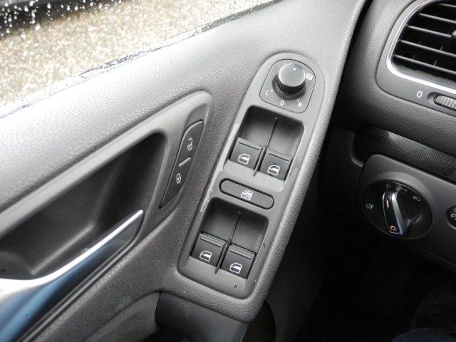 VOLKSWAGEN Golf 1.6 TDI DPF 5p. Comfortline - "UNICO PROPRIETARIO"