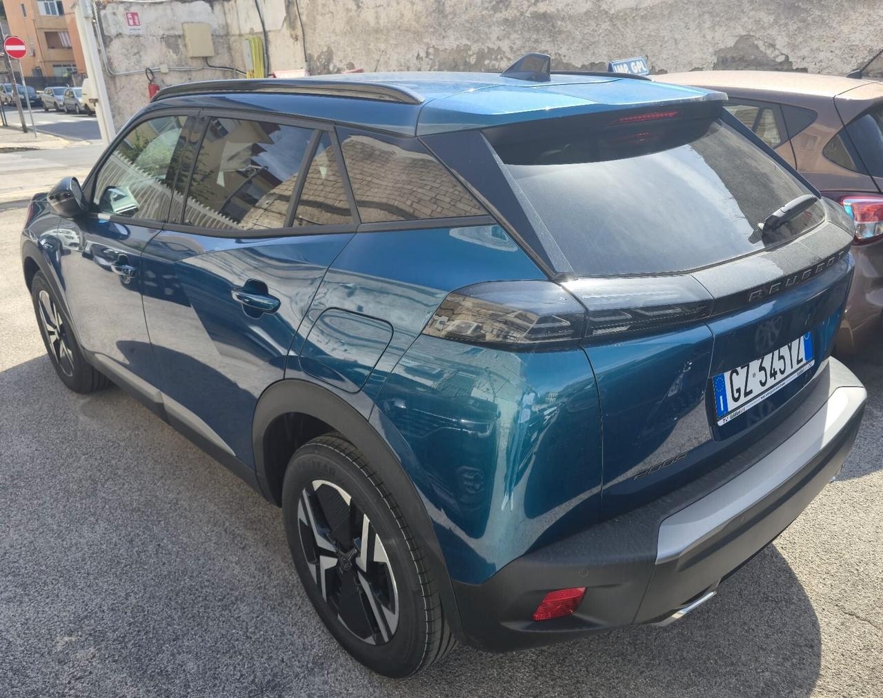 Peugeot 2008 PureTech 130 S&S EAT8 Allure Paxck