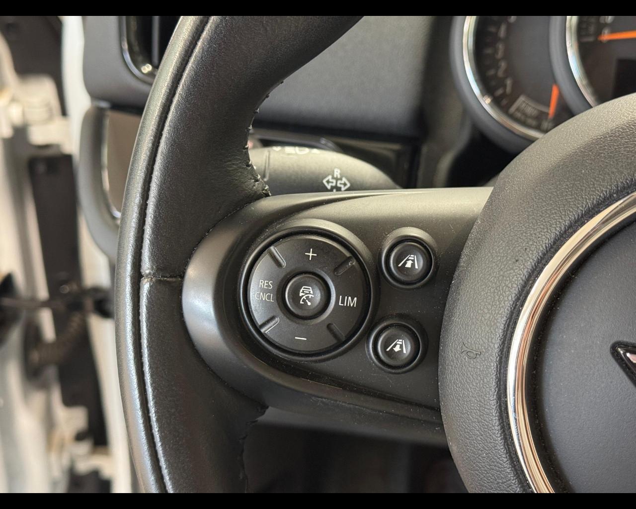 MINI Mini Countrym.(F60) - Mini 1.5 Cooper Hype Countryman