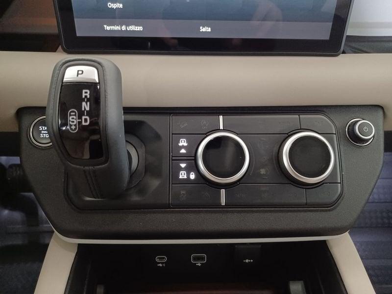Land Rover Defender VII 2020 110 Diesel 110 3.0d i6 mhev X-Dynamic SE awd 200cv a AUTOCARRO