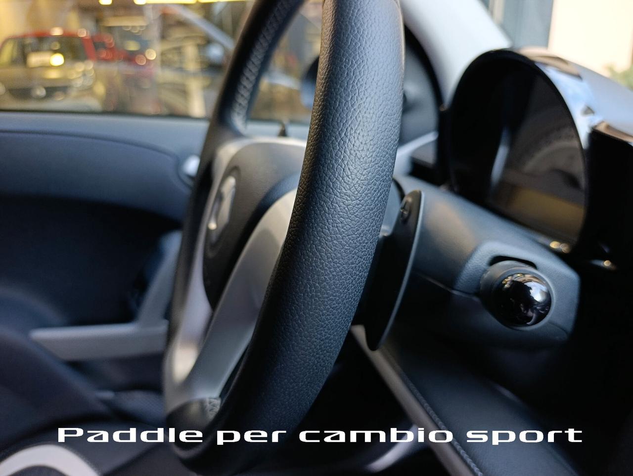 Smart ForTwo 1000 52 kW MHD cabrio passion