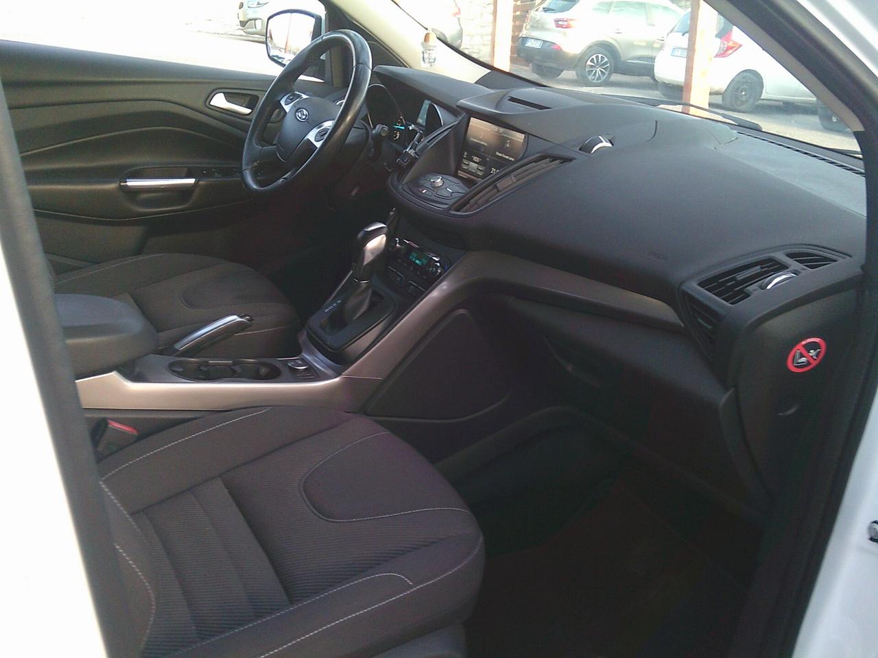 Ford Kuga 2.0 TDCI 150 CV S&S 4WD Powershift Titanium