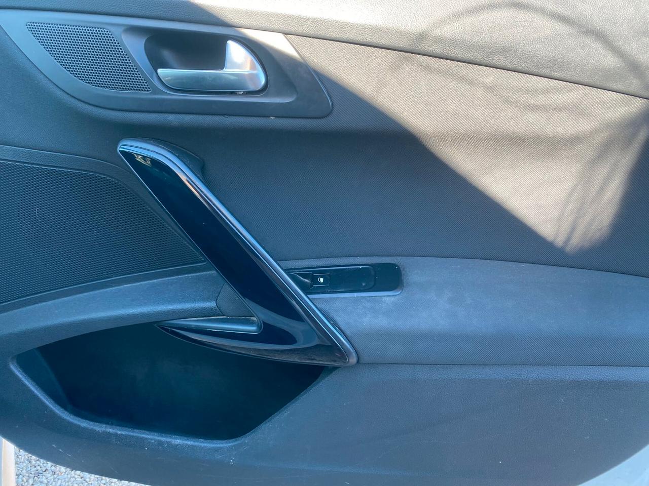 Peugeot 508 2.0 HDi 140CV SW Access