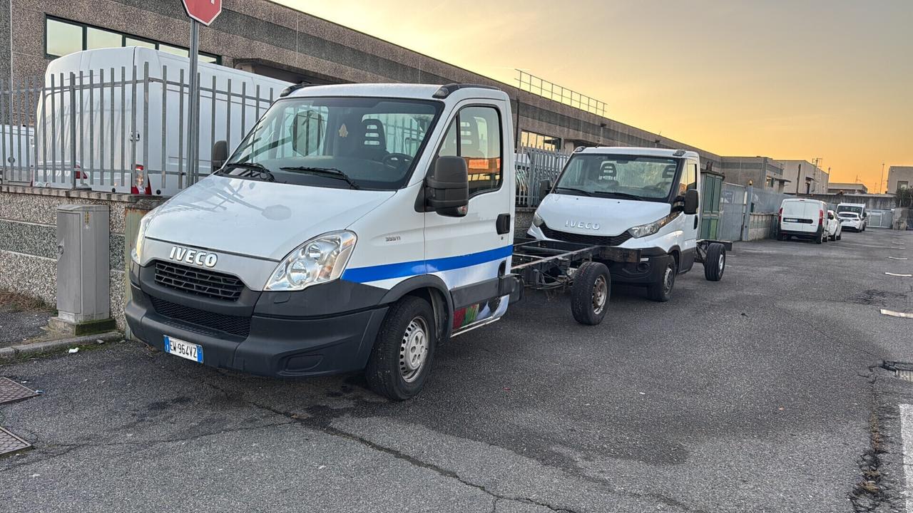 Iveco a telaio ruota singola