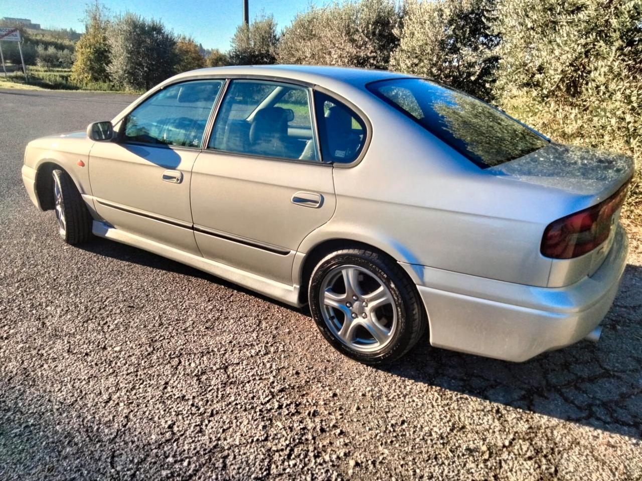 Subaru Legacy 2.0 16V cat AWD