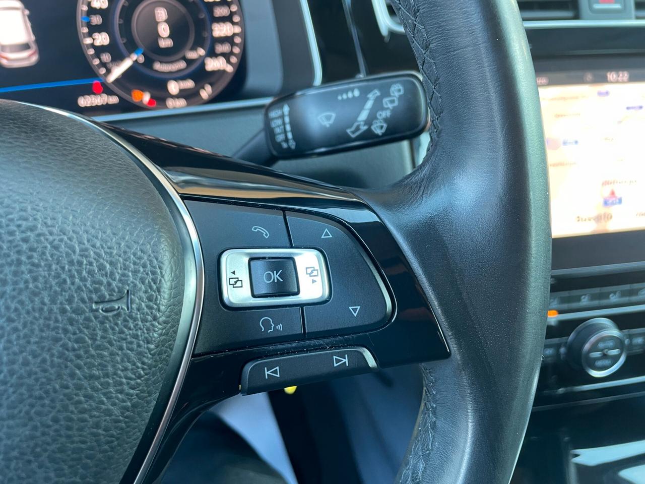 Volkswagen Golf 2.0 TDI DSG 5p. Executive BMT IVA ESPOSTA