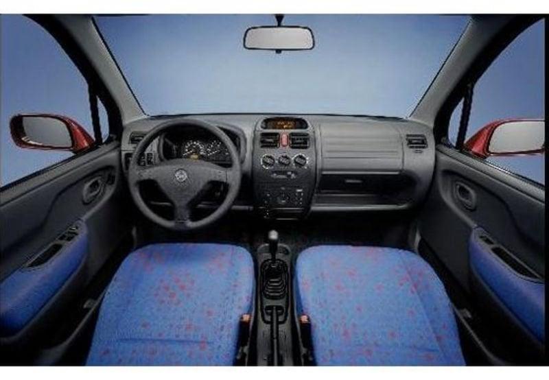 Opel Agila I 2000 1.0 12v Comfort