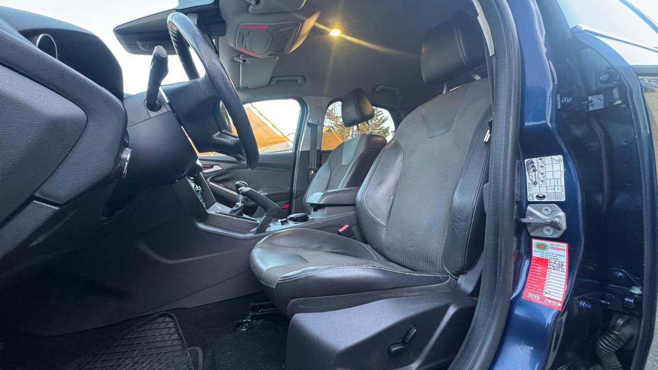 Ford Focus 1.6TDCi 115CV Titanium Navi Pelle Xeno