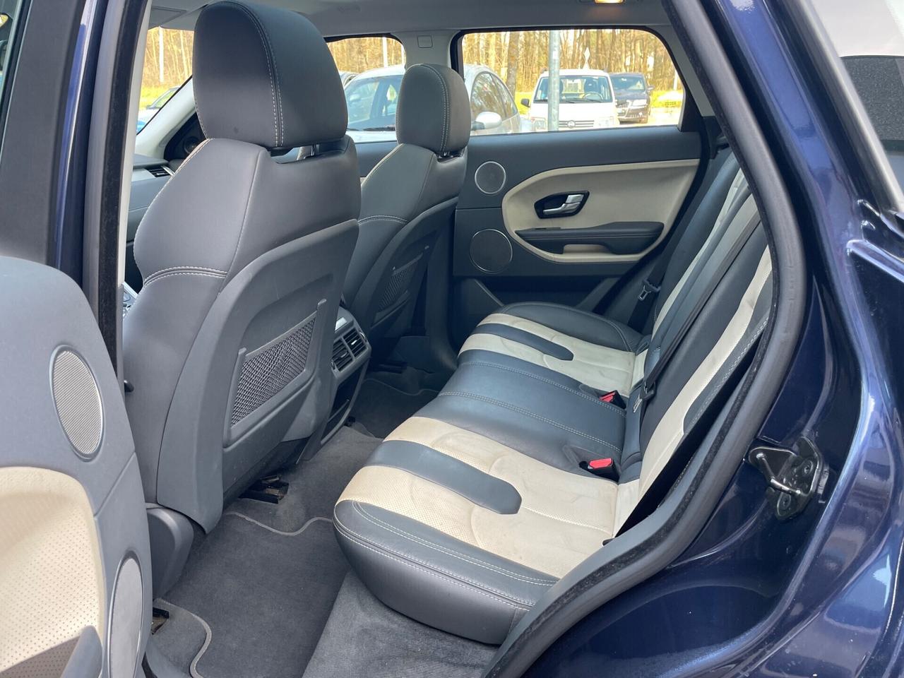 Range Rover Evoque 2.2 TD4 5p. Cerchi*Tetto*Automatik*GANCIO TRAINO*