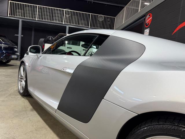 AUDI R8 4.2 V8 FSI QUATTRO R TRONIC