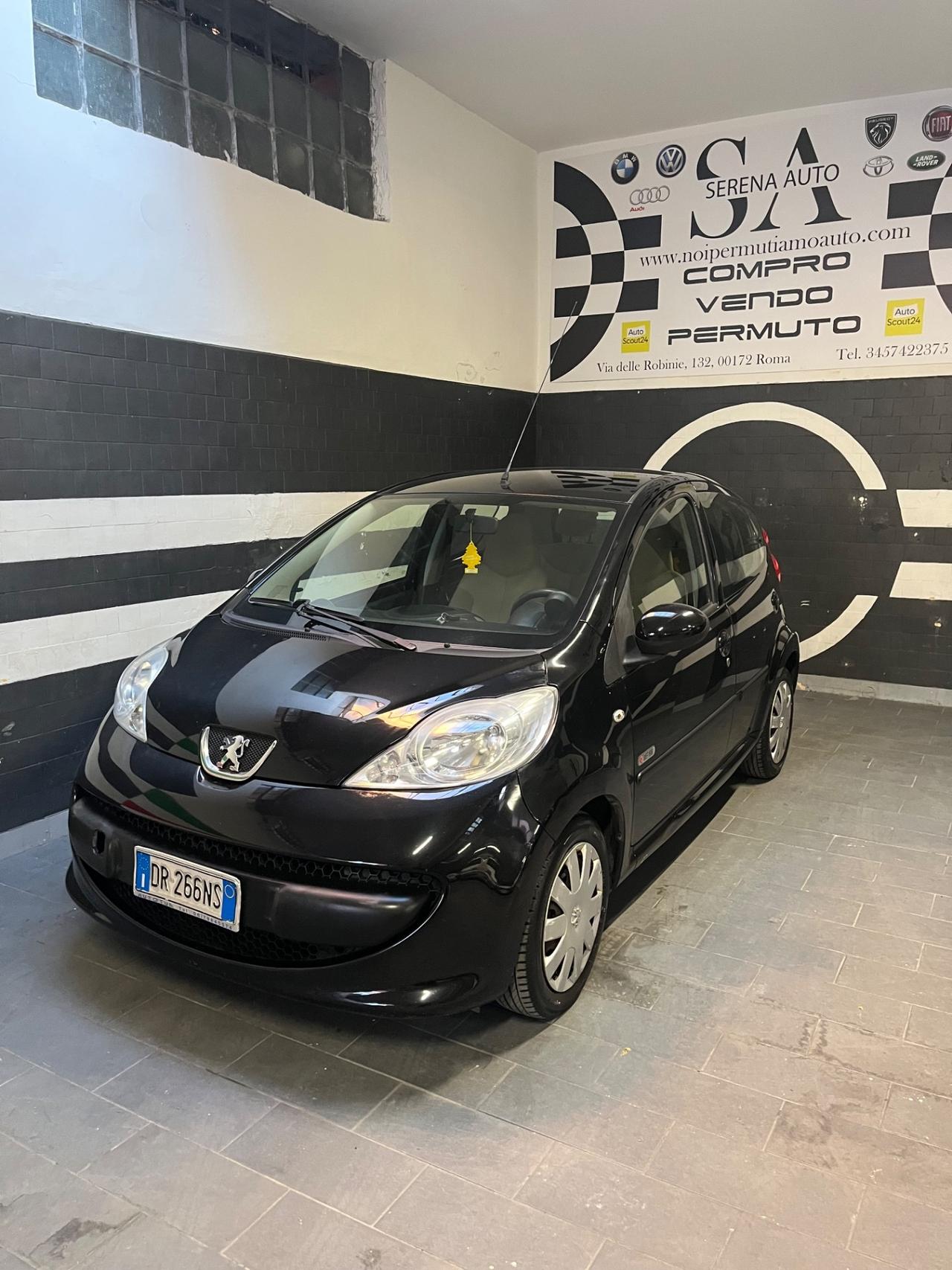 Peugeot 107 1.0 68CV 5p. Sweet Years 2Tronic