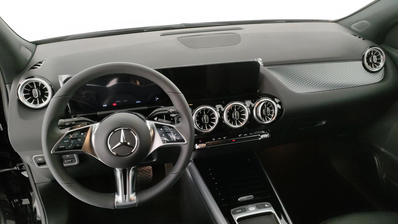 Mercedes-Benz GLA 200 d automatic