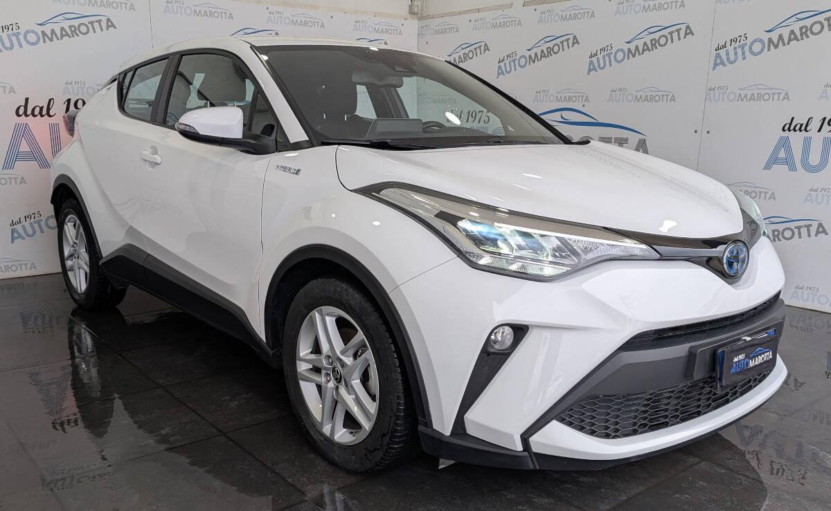 Toyota C-HR 1.8h Business e-cvt AUTOCARRO N1 !
