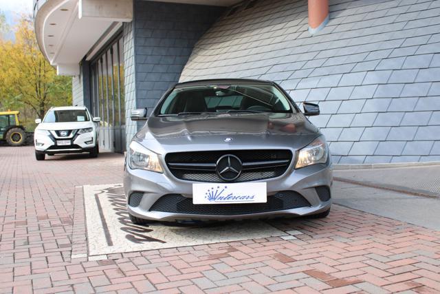 MERCEDES-BENZ CLA 200 CDI Sport TETTO-18"-KAMERA
