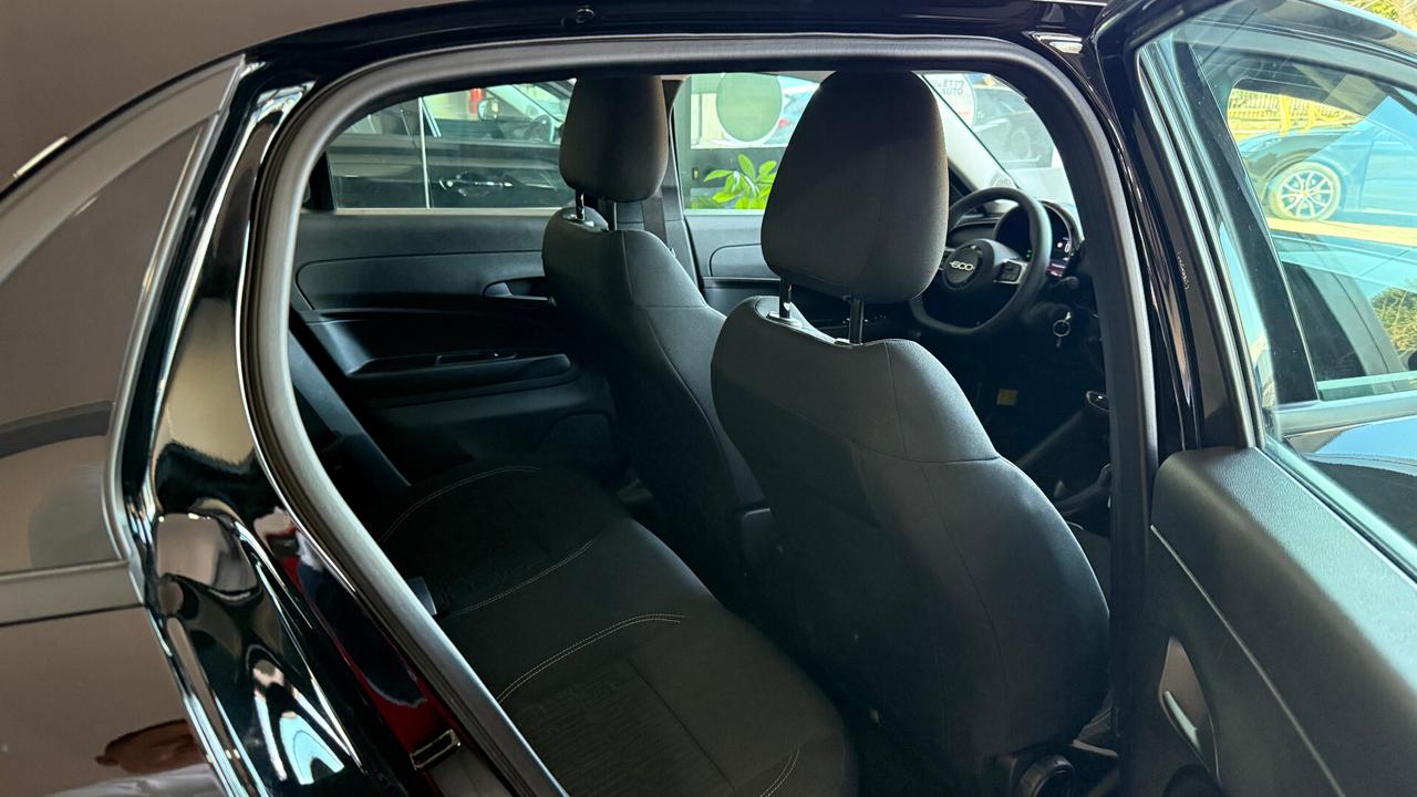 Fiat 600 Hybrid 110 CV DCT MHEV UFF ITALIA