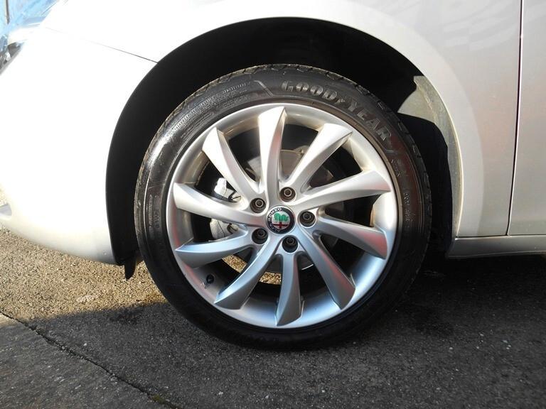 Alfa Romeo Giulietta 1.6 JTDm 120 CV Super NEOPATENTATI