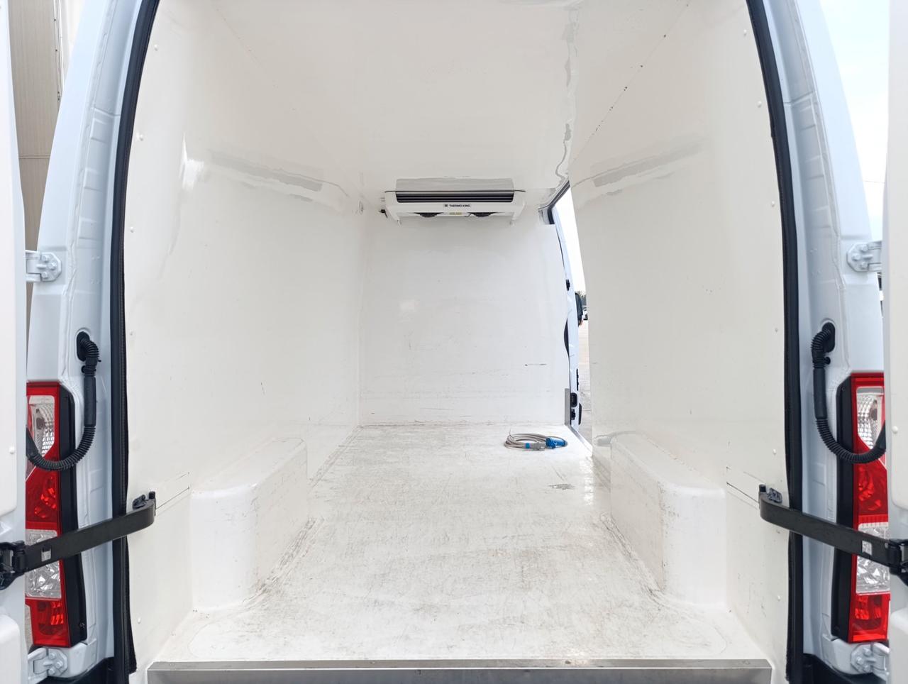 RENAULT Master T35 2.3 dci 135cv L3H2 Advance