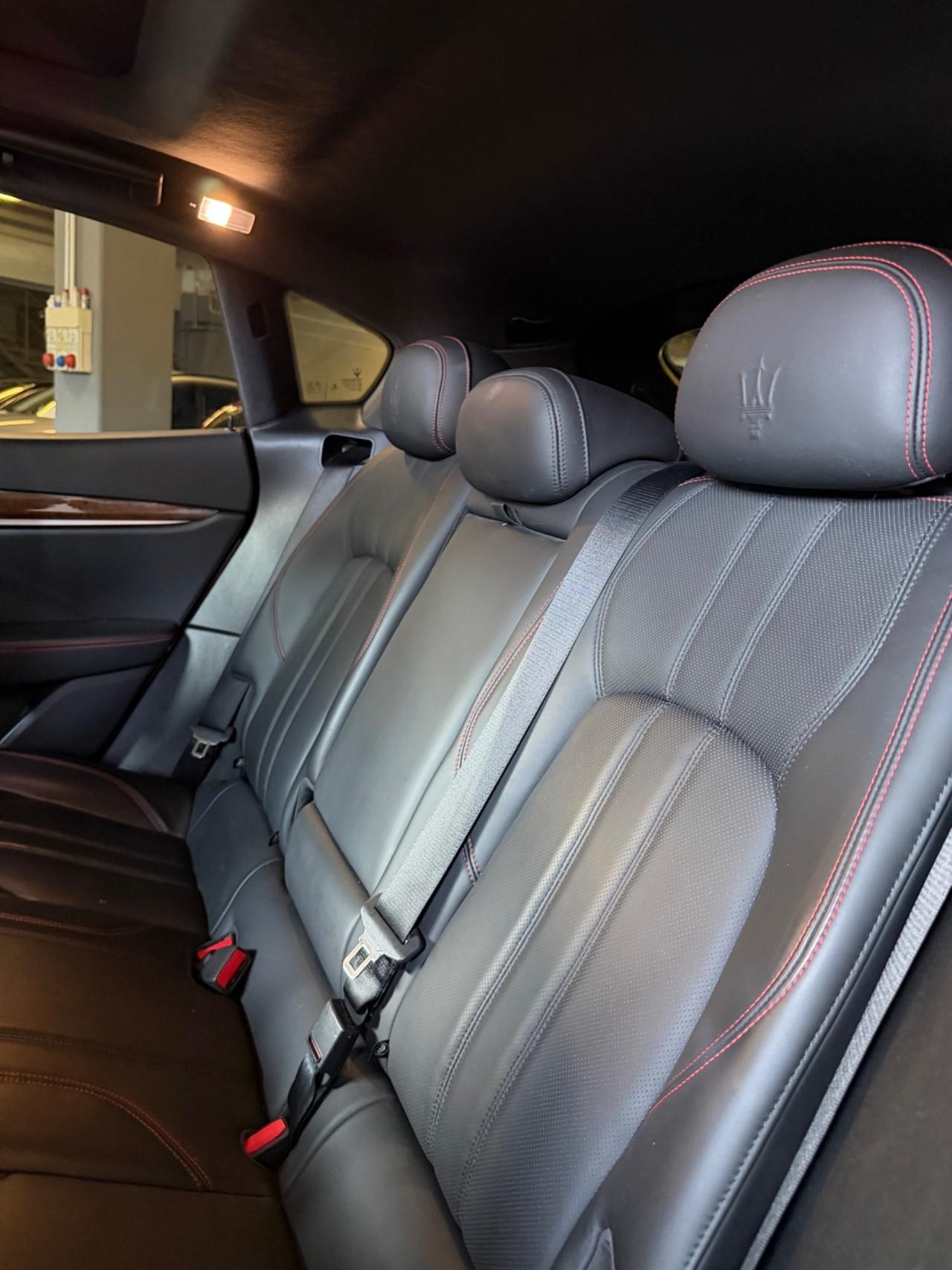 Maserati LEVANTE V6 AWD GRANDSPORT TETTO PELLE