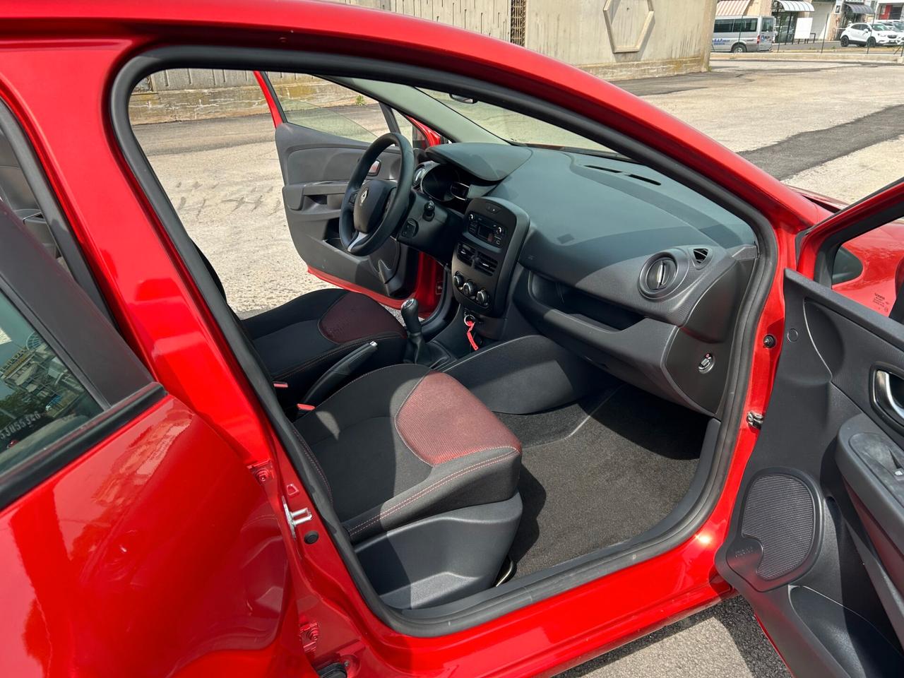 Renault Clio 1.5 dCi 8V 75CV Start&Stop 5 porte Duel