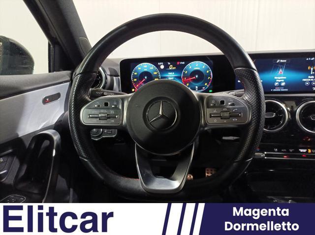 MERCEDES-BENZ A 200 Premium