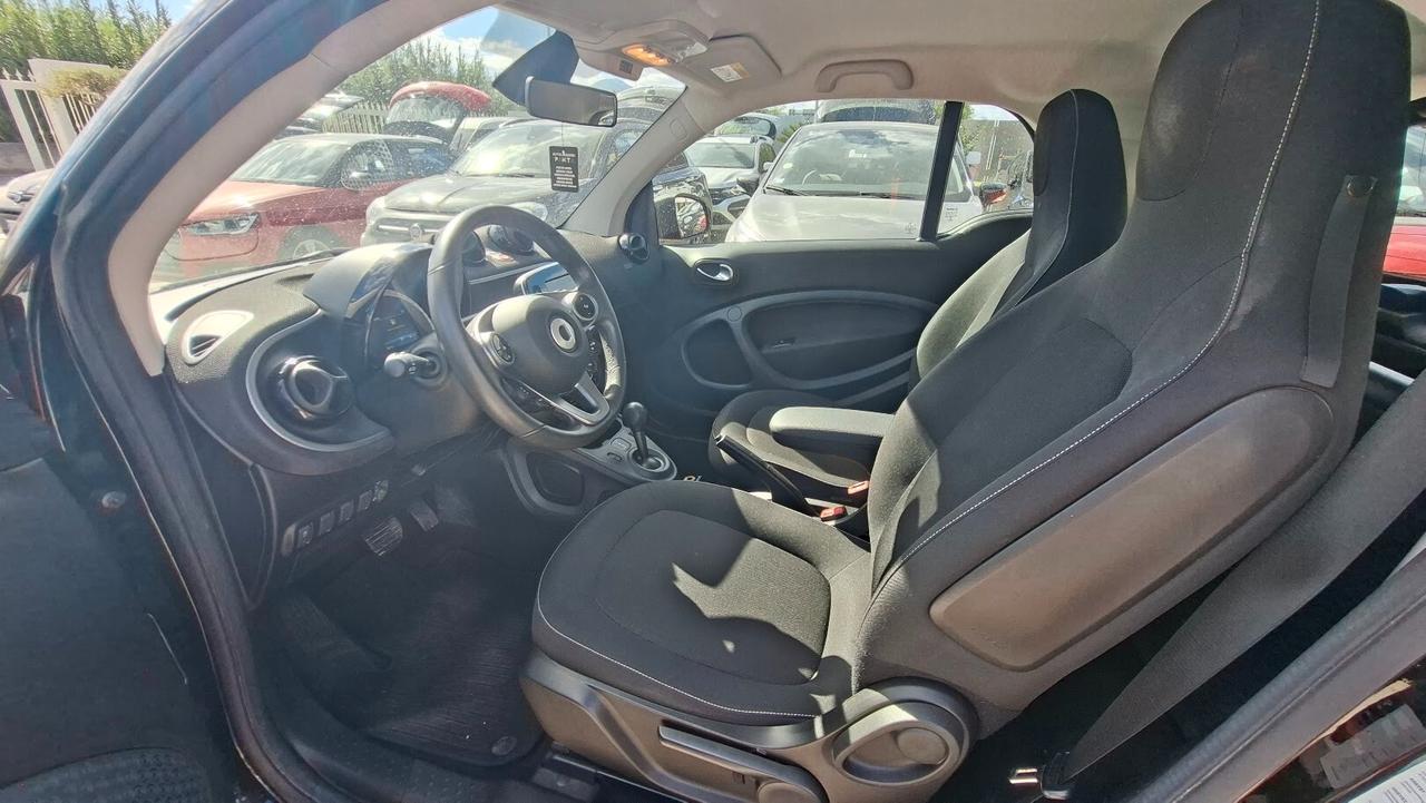 Smart ForTwo 1.0 BENZINA Automatica